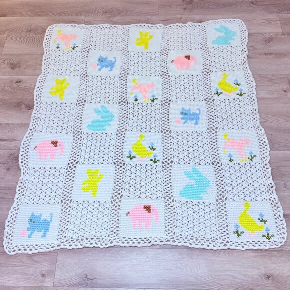 Crochet Baby Toddler Blanket Afghan Throw Unisex Pastel Animal Motif Shower Gift - Picture 1 of 12